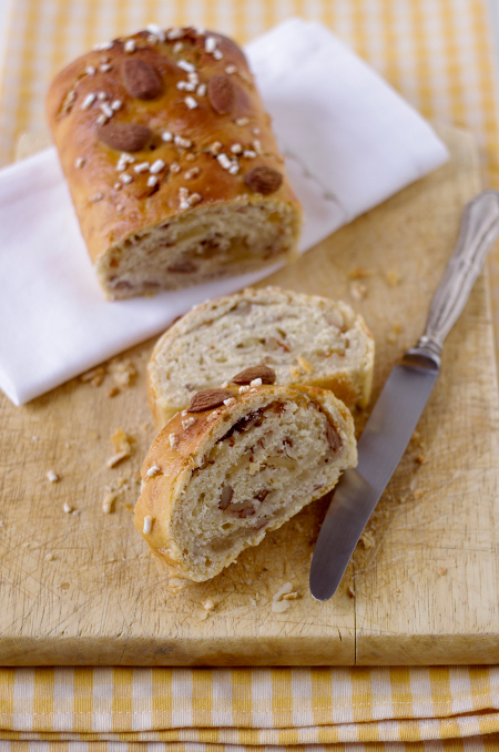 exotic-bread-and-good-easter-imgp3939-1