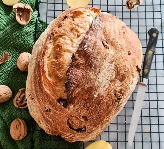 PANE ALLE PATATE E NOCI